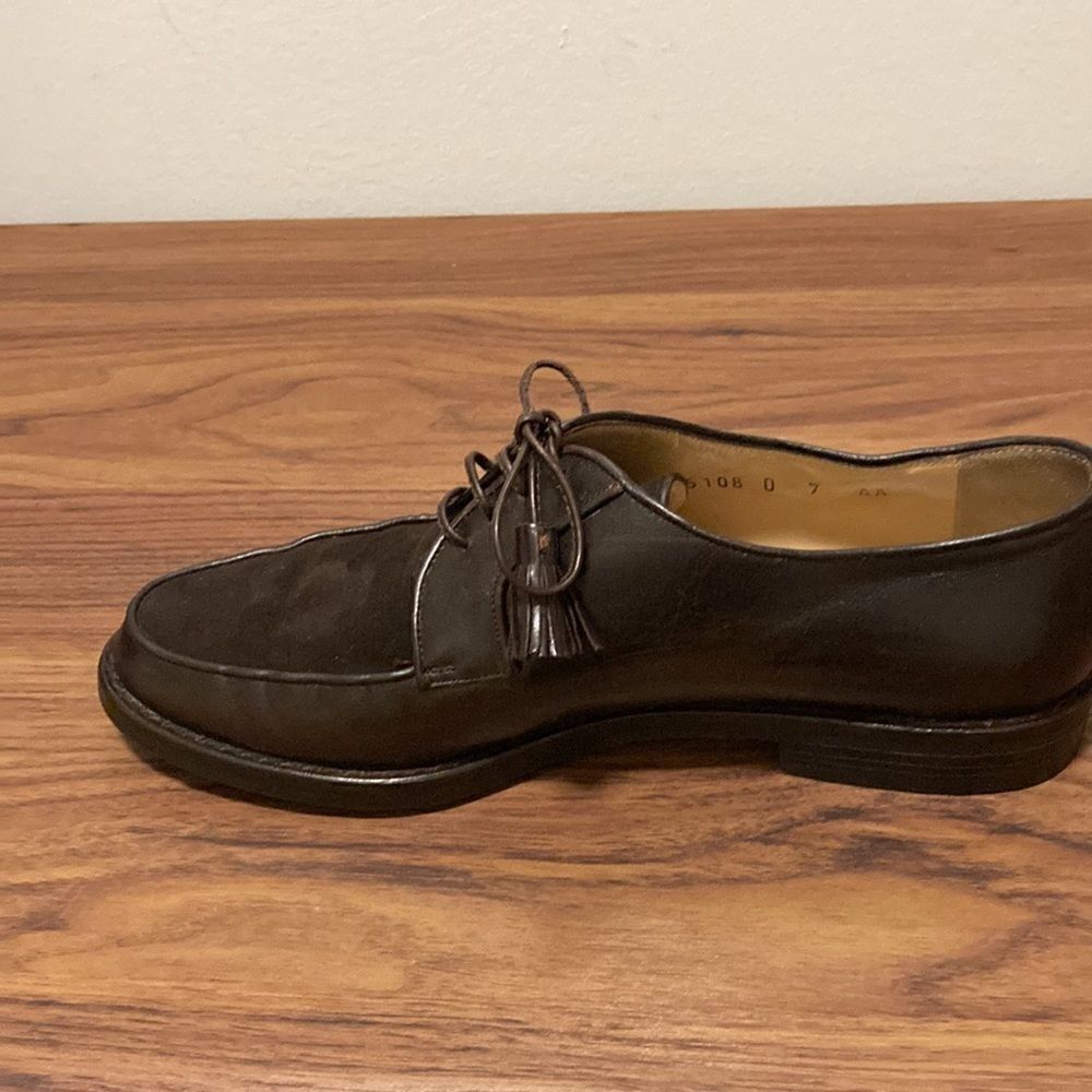 Gucci Authentic Women’s Lace Up Leather & Suede Brown Shoes. Size 7AA. - Picture 3 of 6